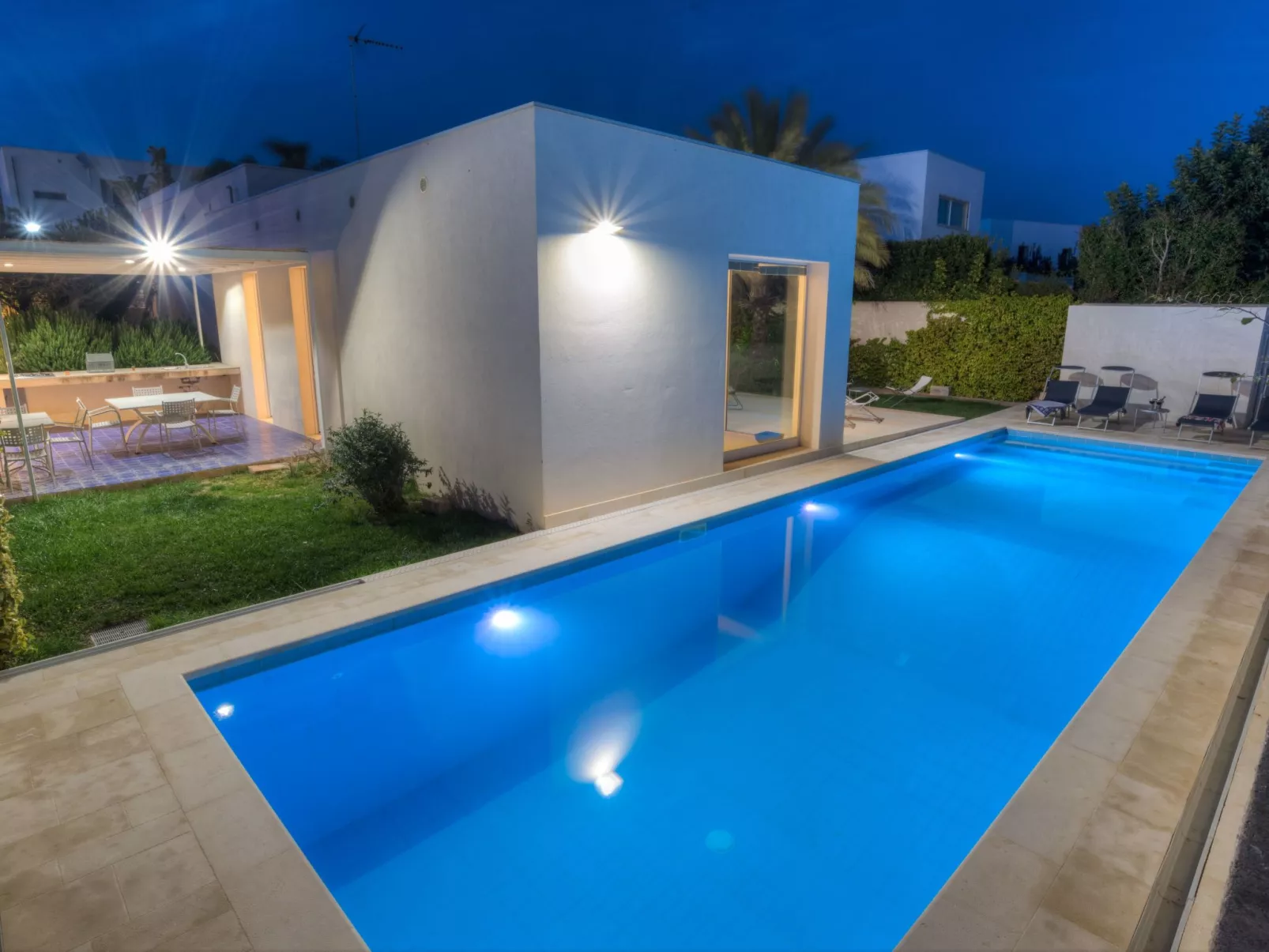 In Ragusa mit Möblierter Terrasse-Binnen