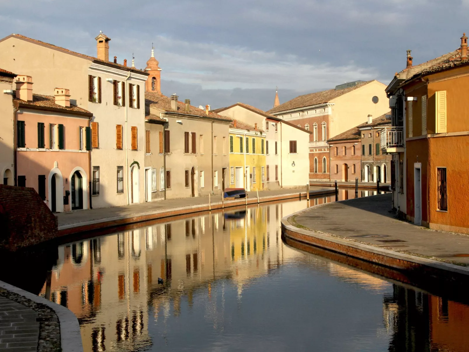 Villa für 8 Gäste mit privatem Parkplatz, 2 Badezimmer-Binnen