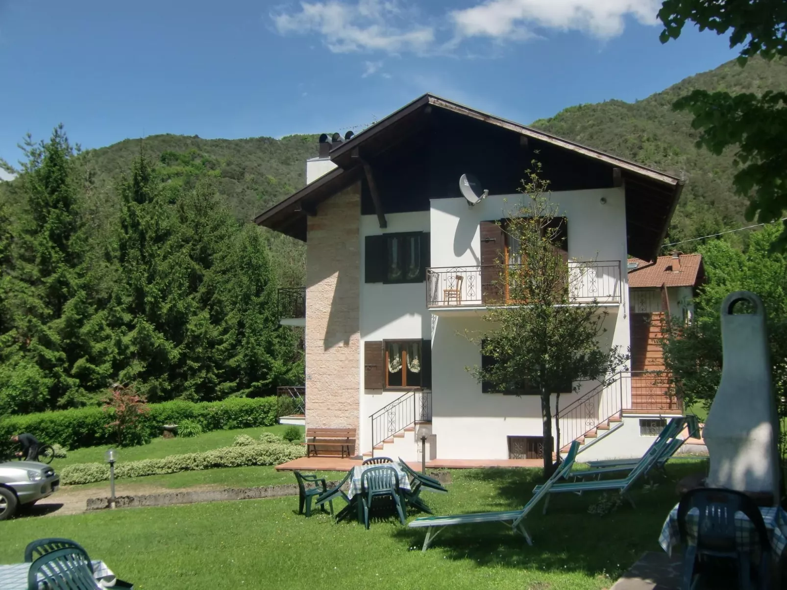 Sehr geräumige Wohnung inmitten der Natur-Binnen