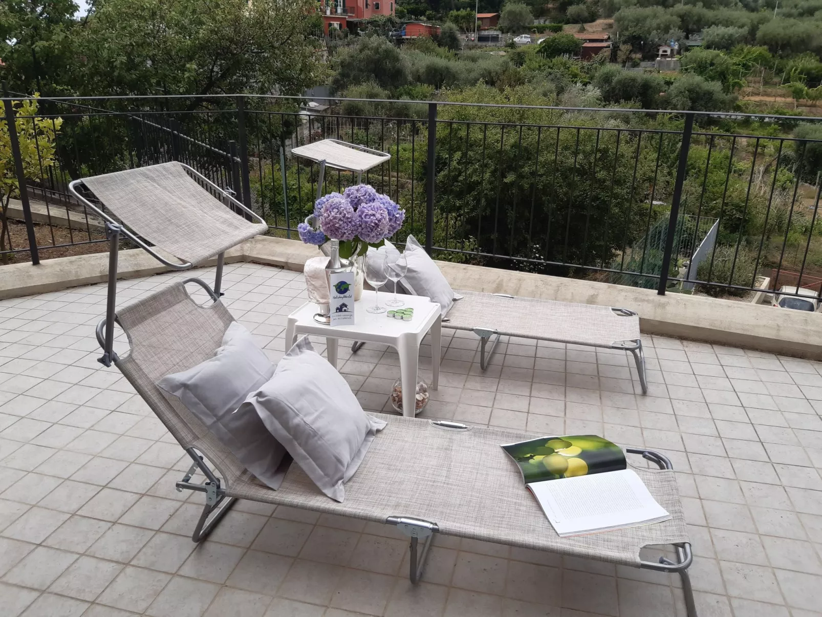 Für 4 Personen ca. 50 m&sup2; in Sestri Levante, Norditalien (Ligurien)-Buiten