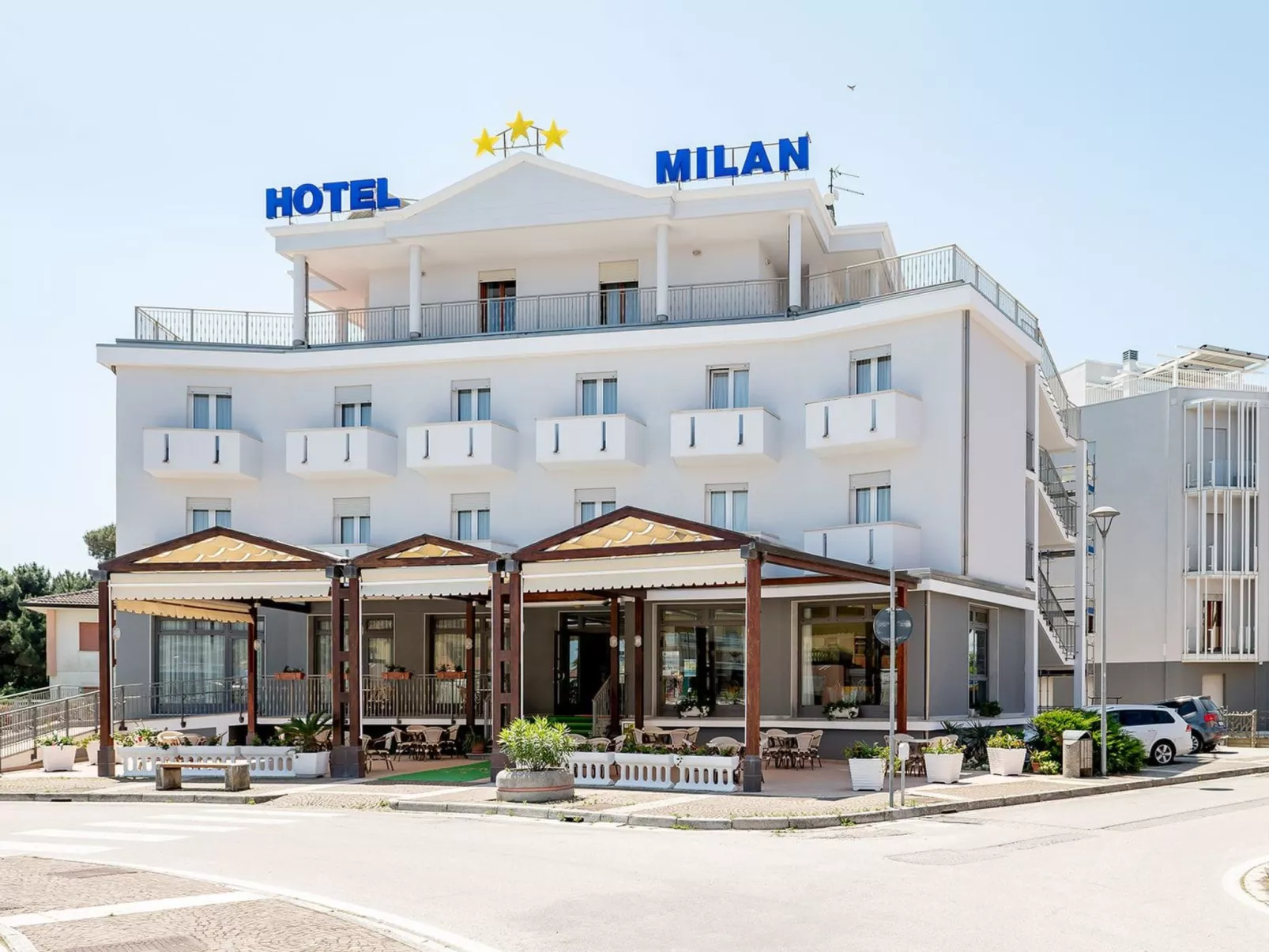 Einzimmerwohnung mit Balkon und Frühstück-Buiten