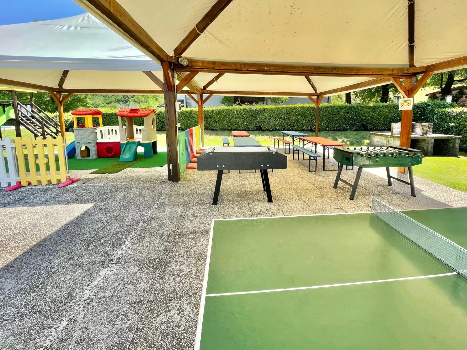 Wohnung in Costermano mit privatem Parkplatz-Buiten