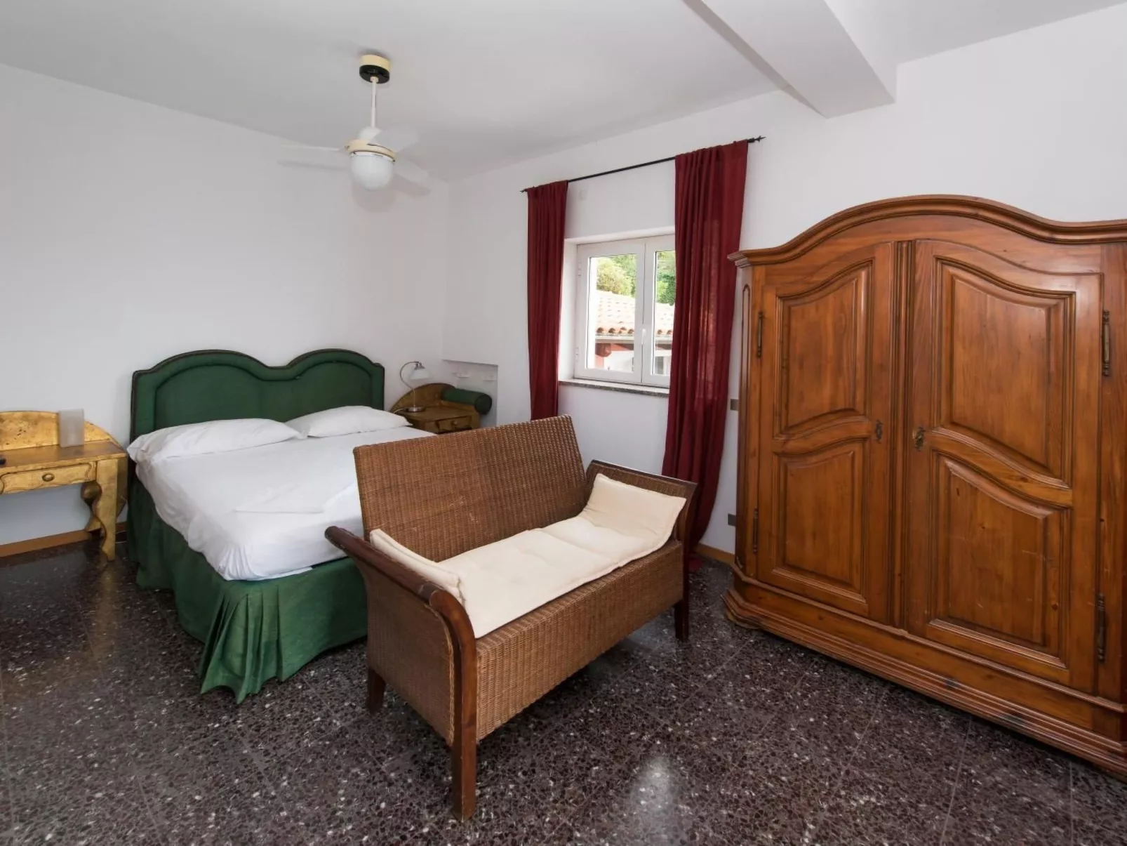 Wohnung mit Parkplatz und Panoramablick-Binnen