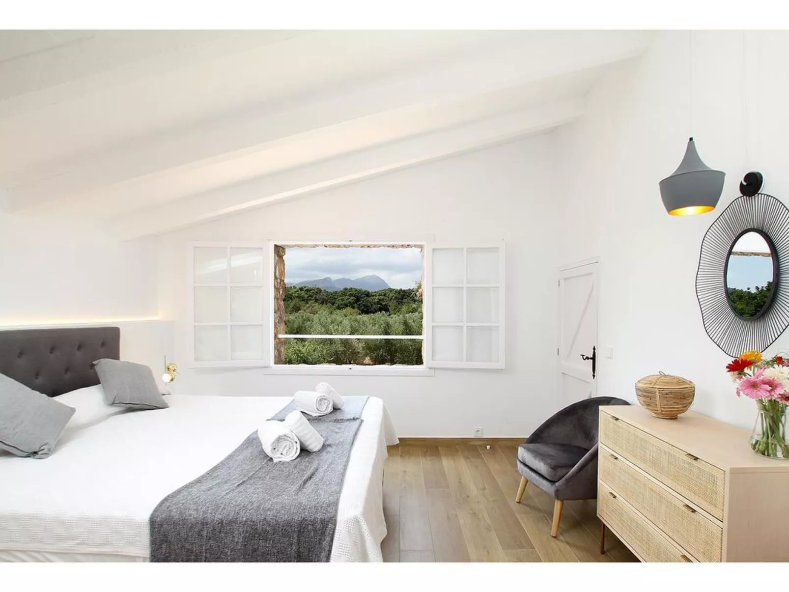 Spektakuläre neu renovierte Villa in Pollensa-Image-tags.info