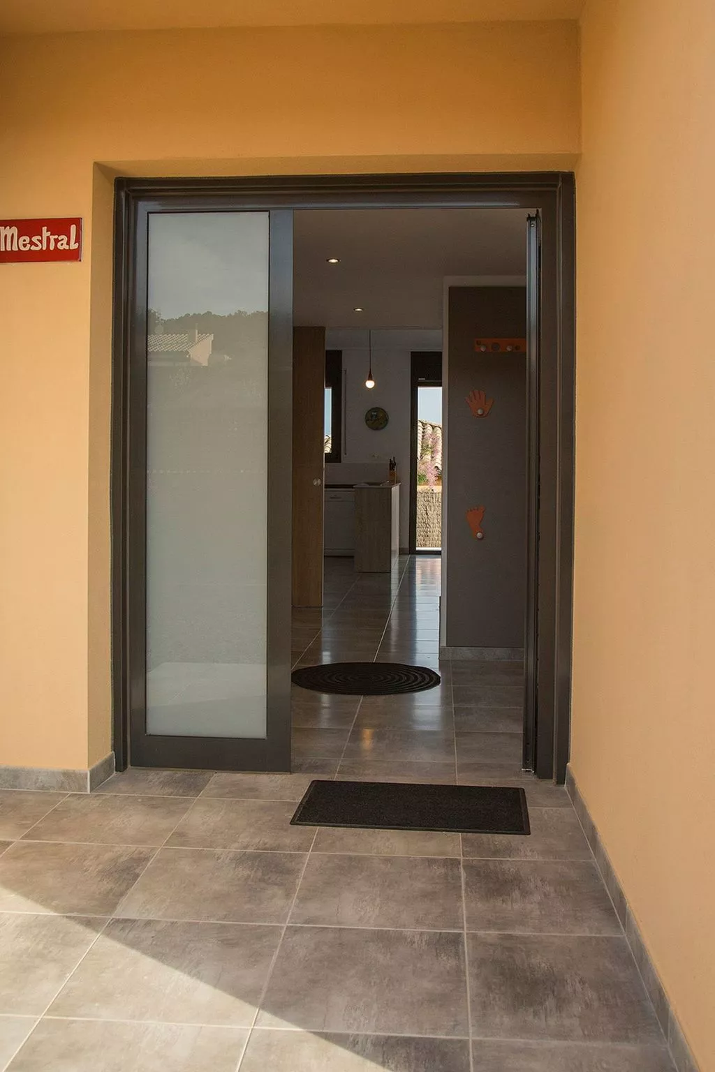 Sonnige Ferienvilla Medes Mar-Binnen