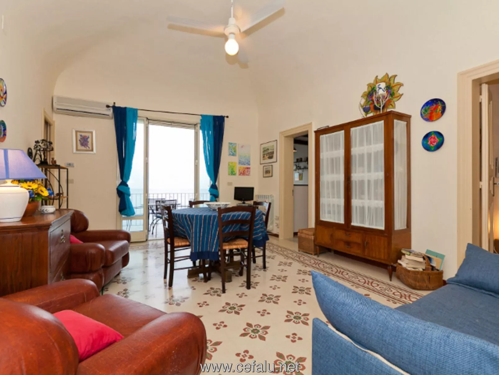 Lara-Terrasse-Binnen