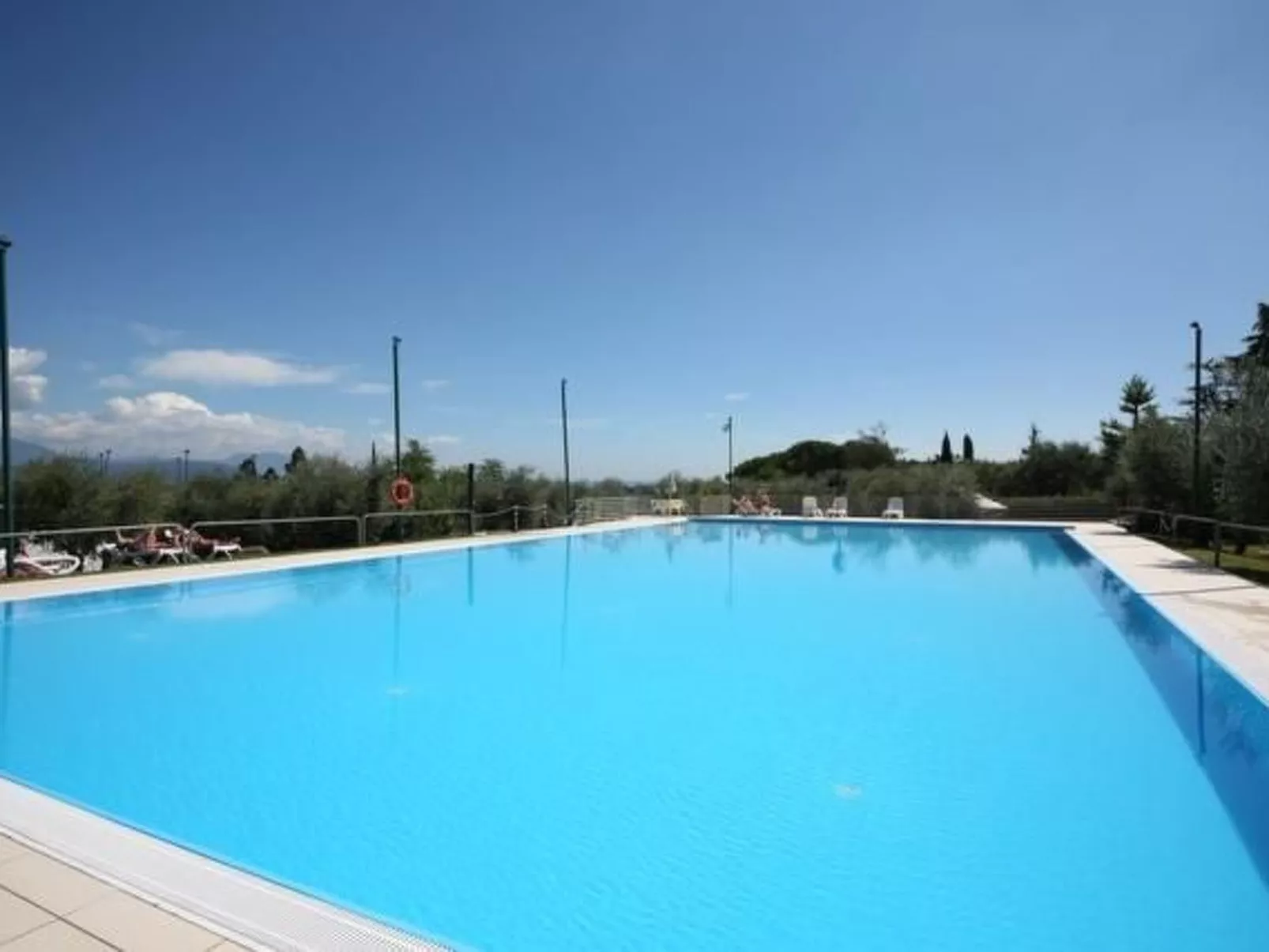 Appartement in Villaggio Sanghen mit Garten, Terrasse und gemeinsamem Pool-Binnen