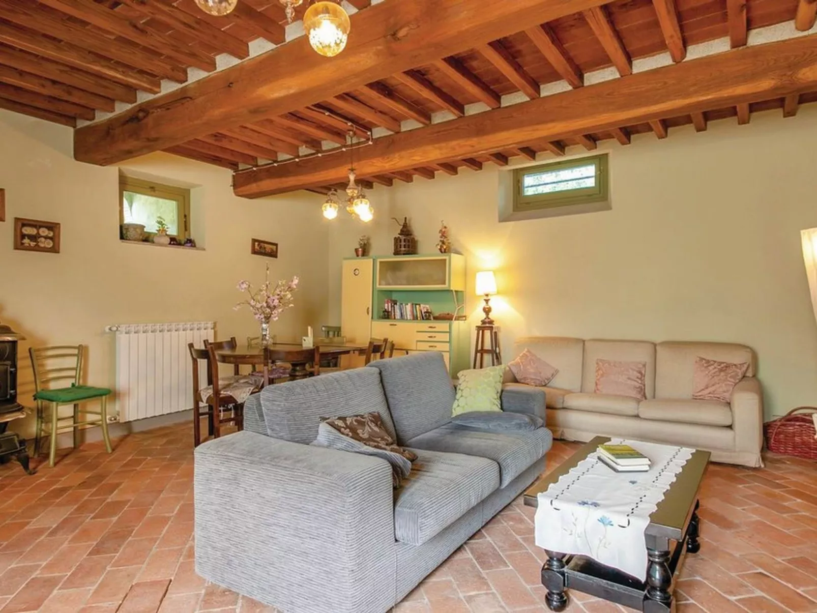 Haus mit Garten, Terrasse, in den Hügeln von Lucca-Binnen