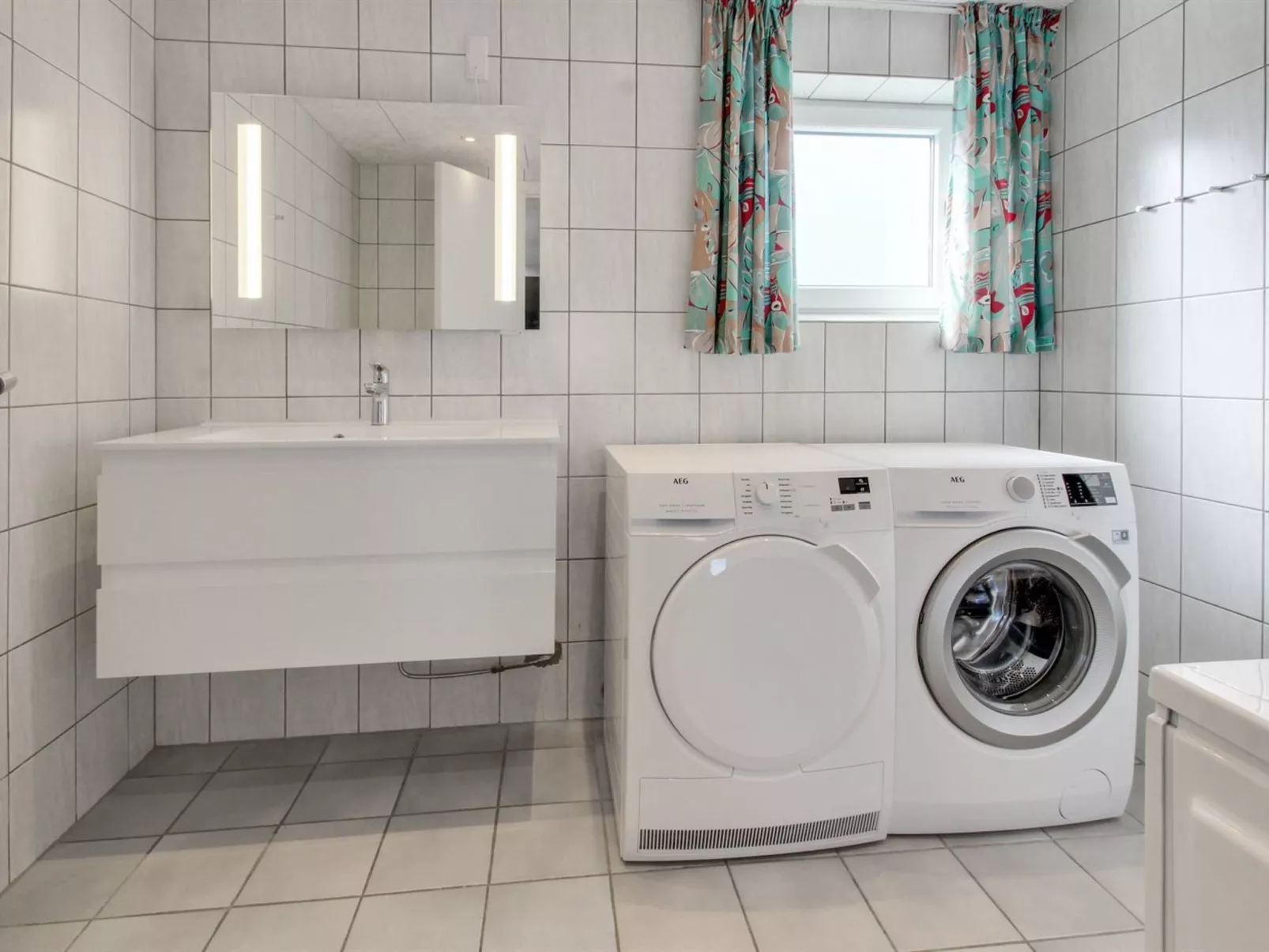 "Aleksandar" - 500m from the sea-Binnen