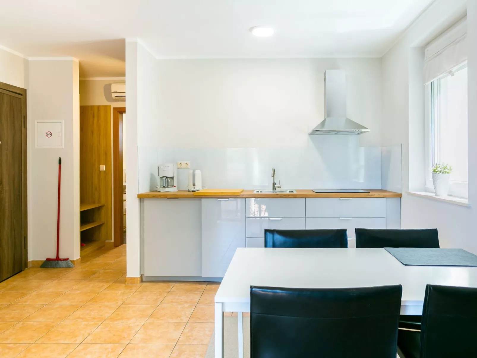 Wohnung "Pinia 1" mit Balkon-Binnen