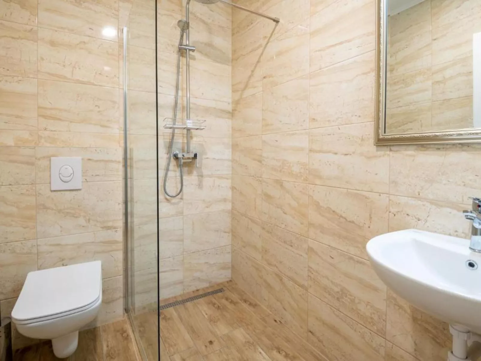 "Paola" mit eigenem Pool-Binnen