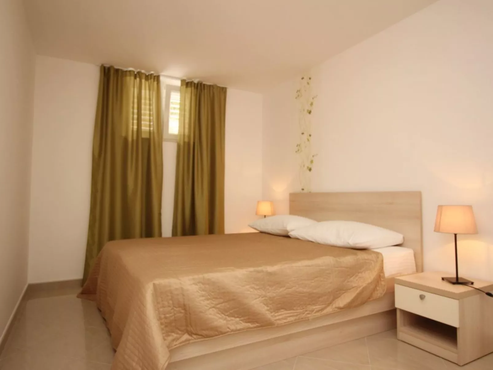 Nettes Appartement in Baška mit Gemeinsamer Terrasse-Binnen