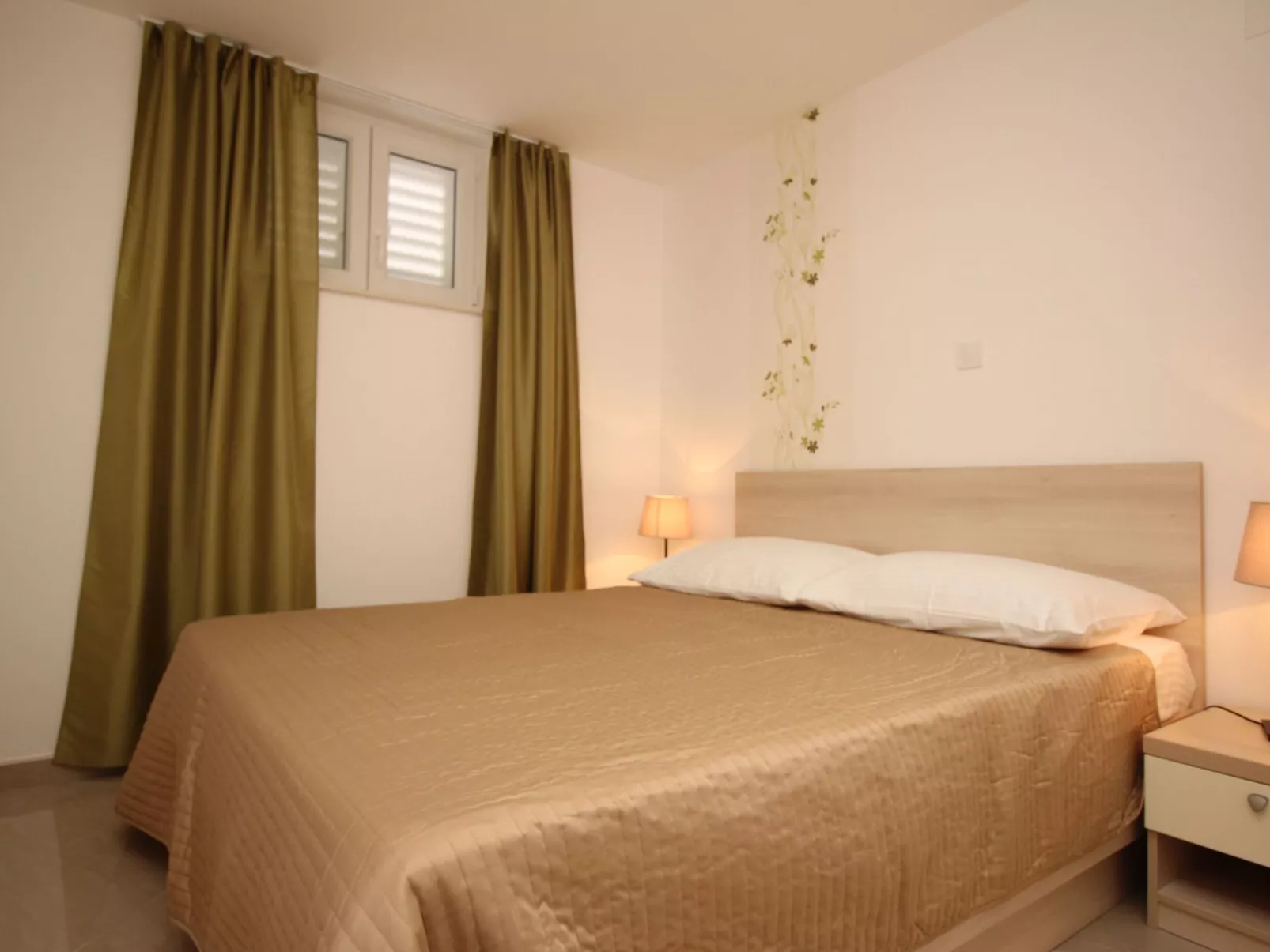 Gemütliche Ferienwohnung in Baška mit gemeinsamem Pool und Grill-Binnen