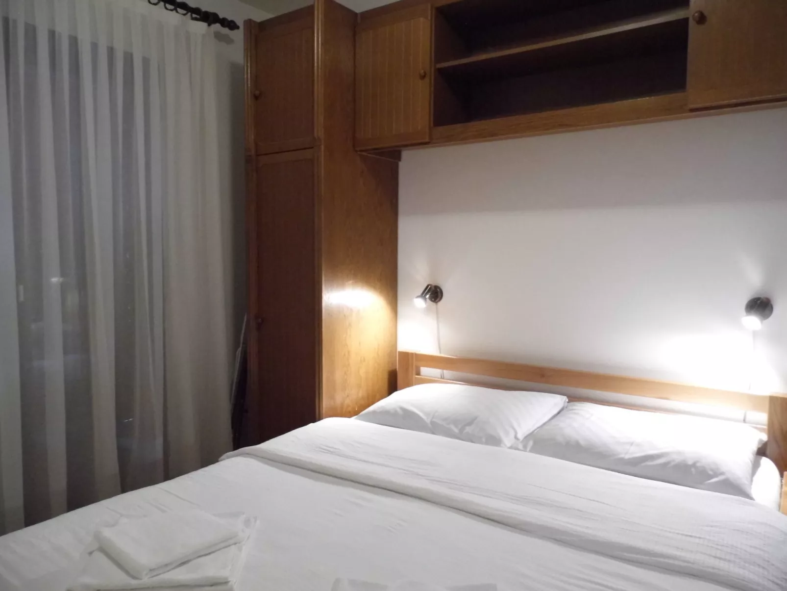 Schöne moderne und voll ausgestattete Wohnung.-Image-tags.info