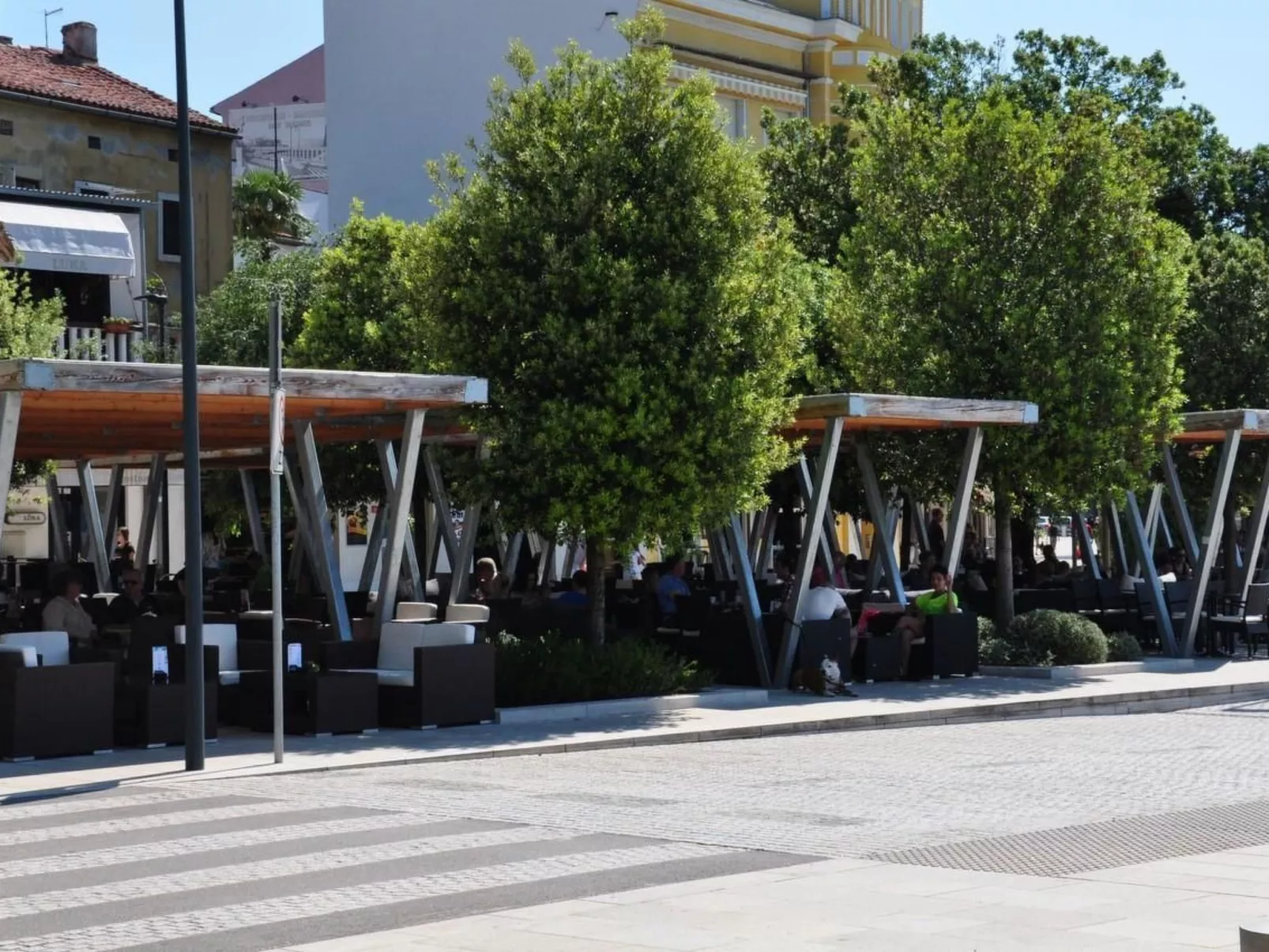 Wohnung mit Balkon und Meerblick-Image-tags.info