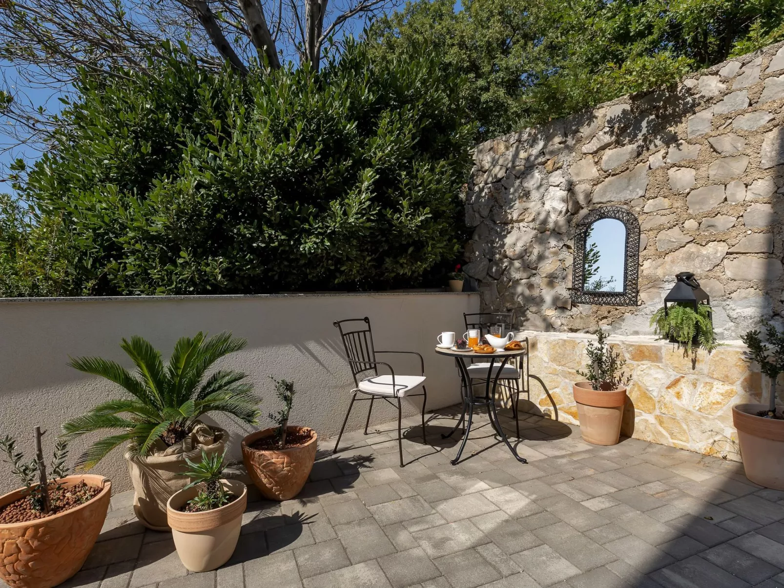 Villa inmitten der Natur in ruhiger Lage-Buiten