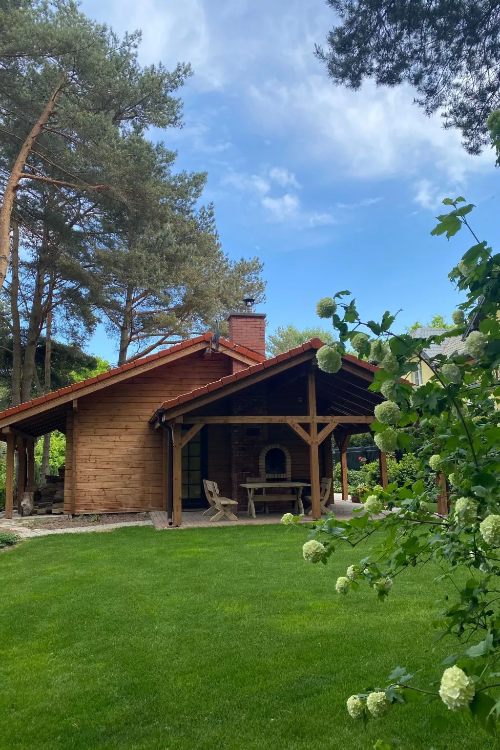 Charmantes Ferienhaus in Dębina mit Offenem Kamin-Binnen