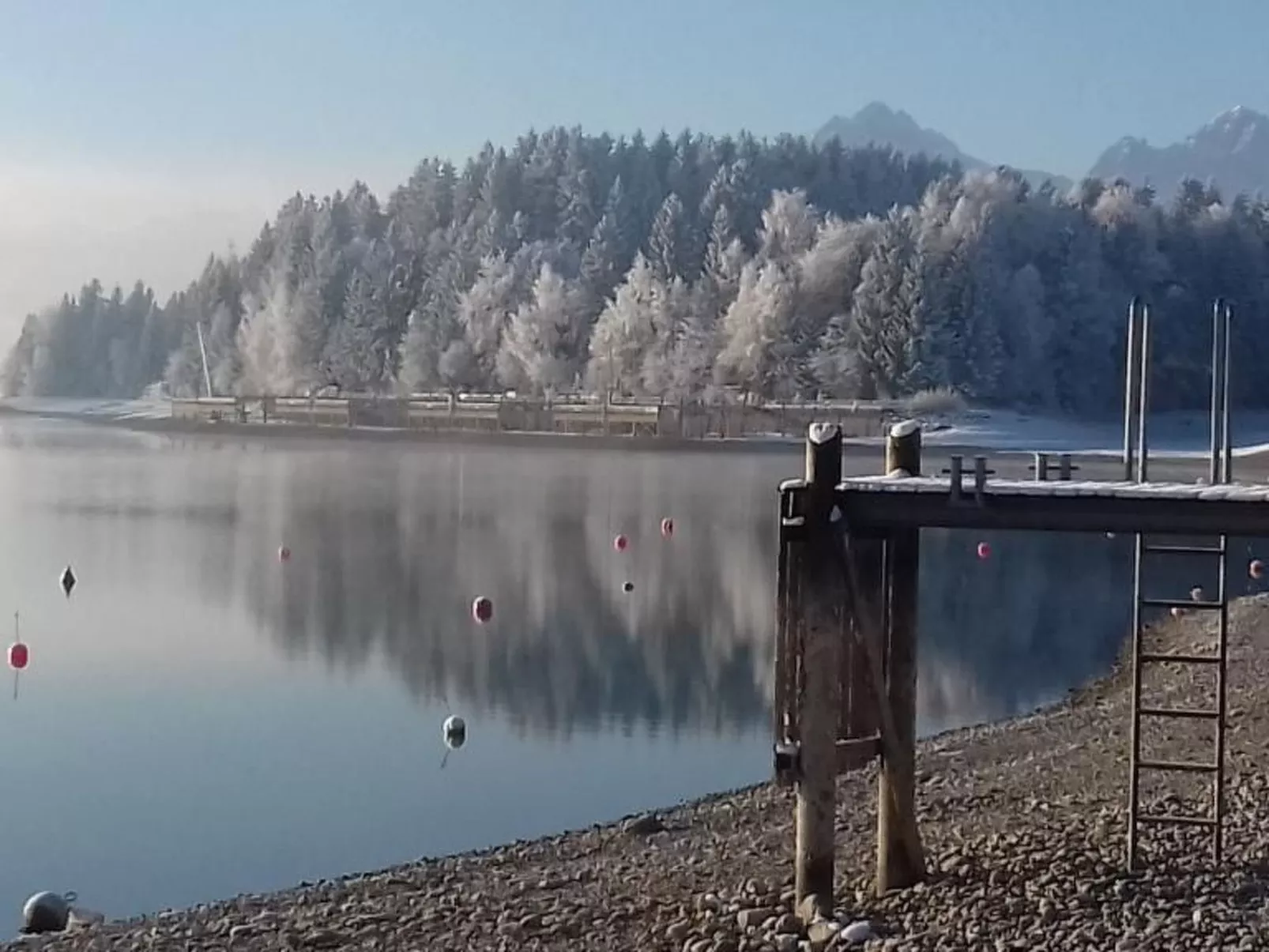 Landgut mit Blick auf das Wasser-Buiten