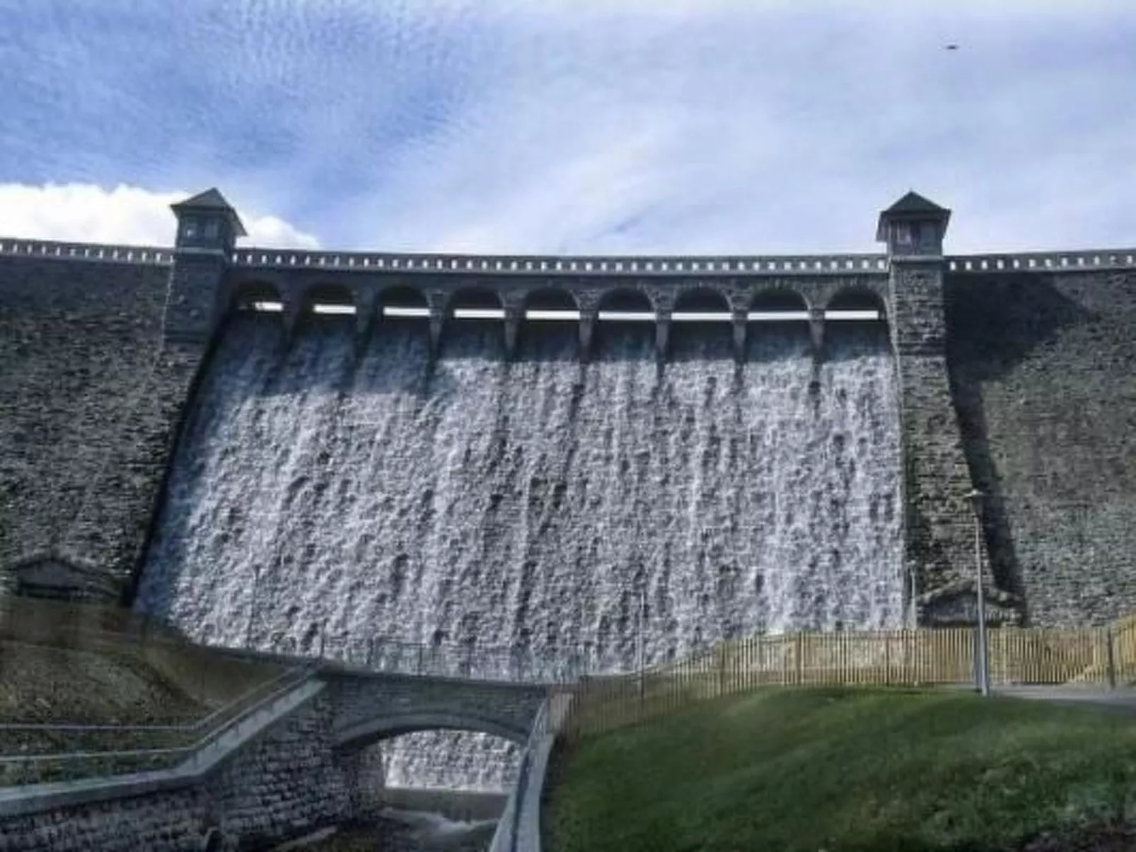 Vakantiehuis "Haus Talschänke" met terras-Binnen