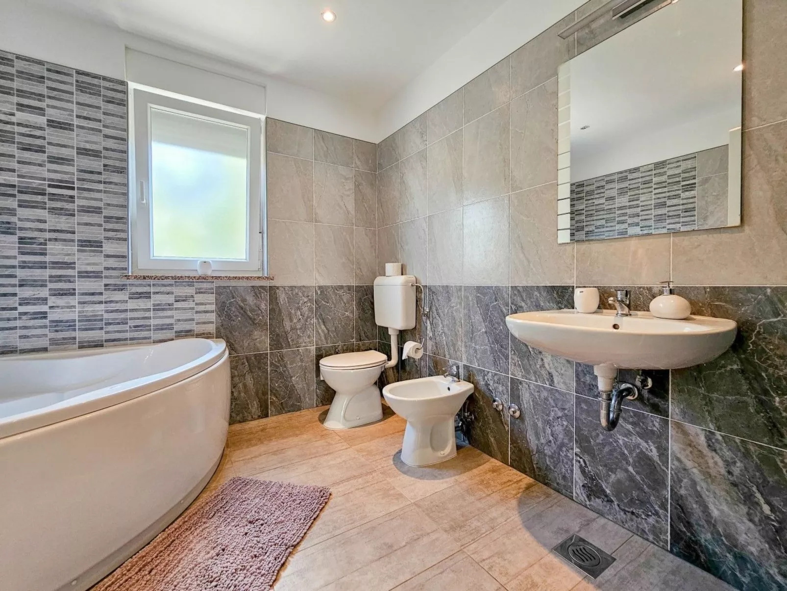 "Villa Pavlovic" mit Garten und Grill-Image-tags.info