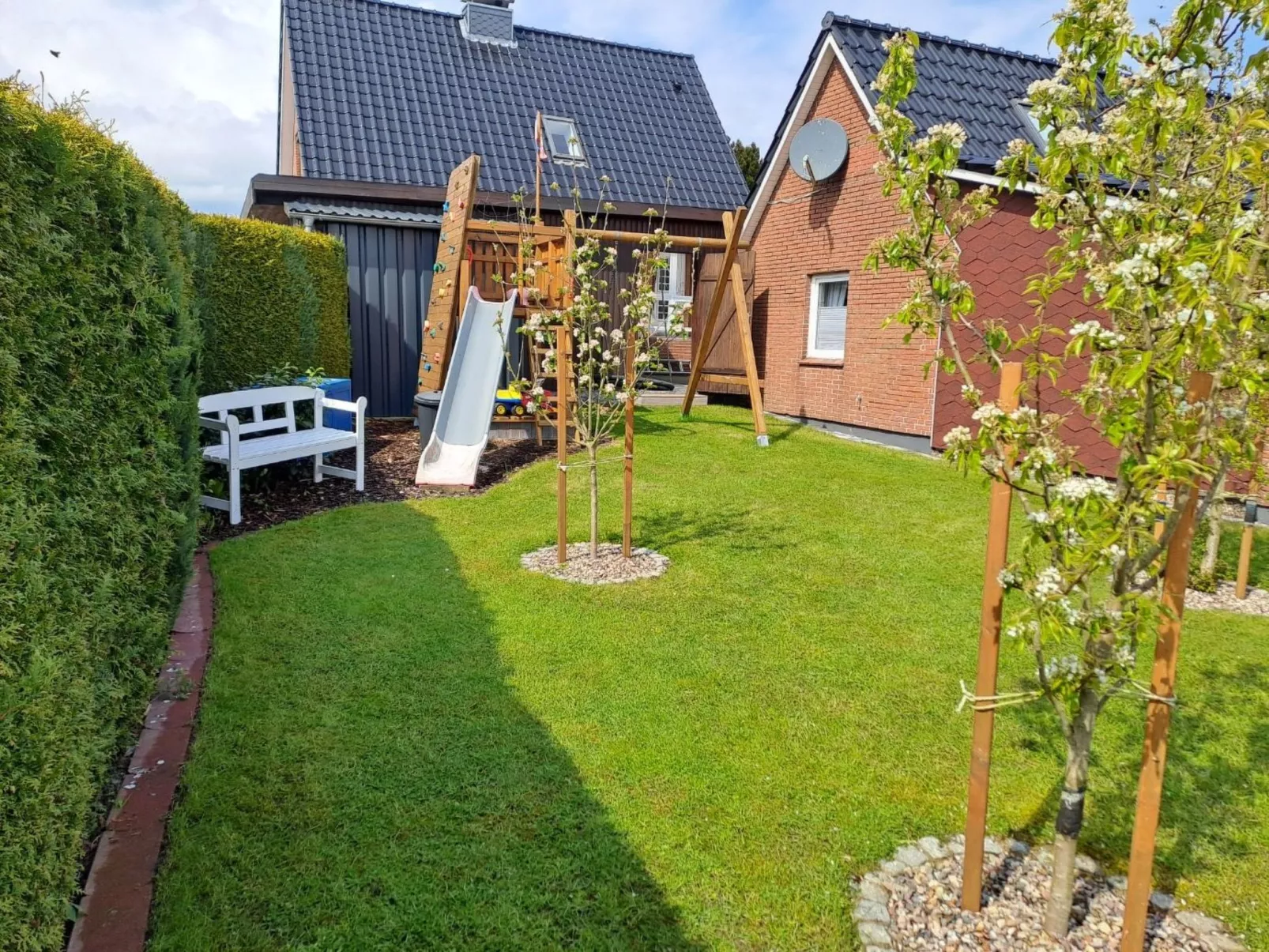 Dat lütte Huus-Buiten