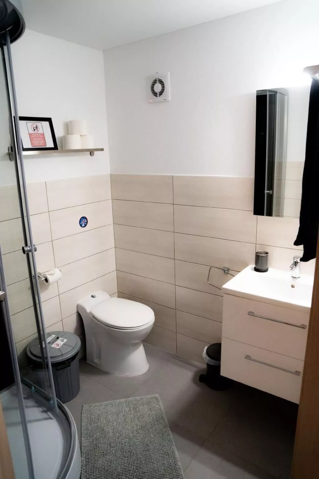 Cozy Accomodation Retreat for Families-Binnen