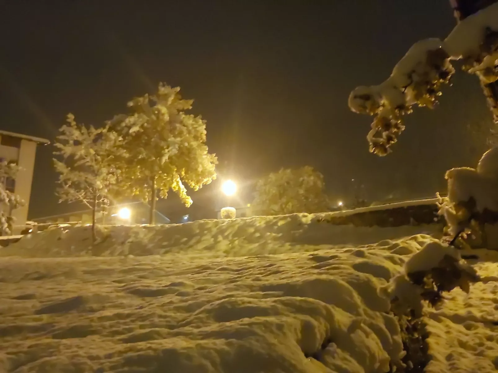Renoviertes Studio mit mäjestätischer Aussicht-Buiten