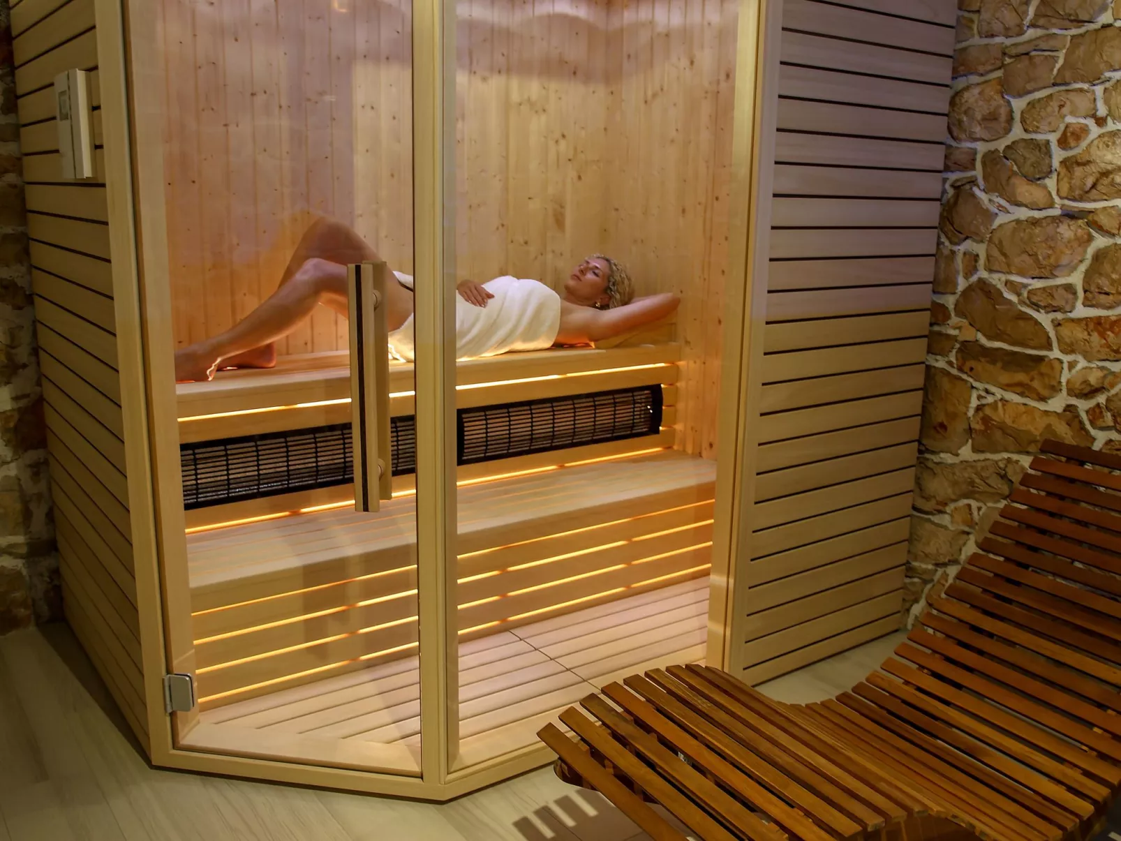 Gemütliche Villa Gabriel mit Schwimmbad-Buiten