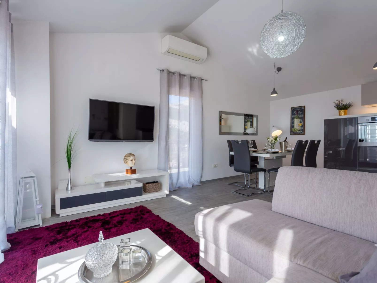 Villa Melki mit großem Privatpool-Binnen