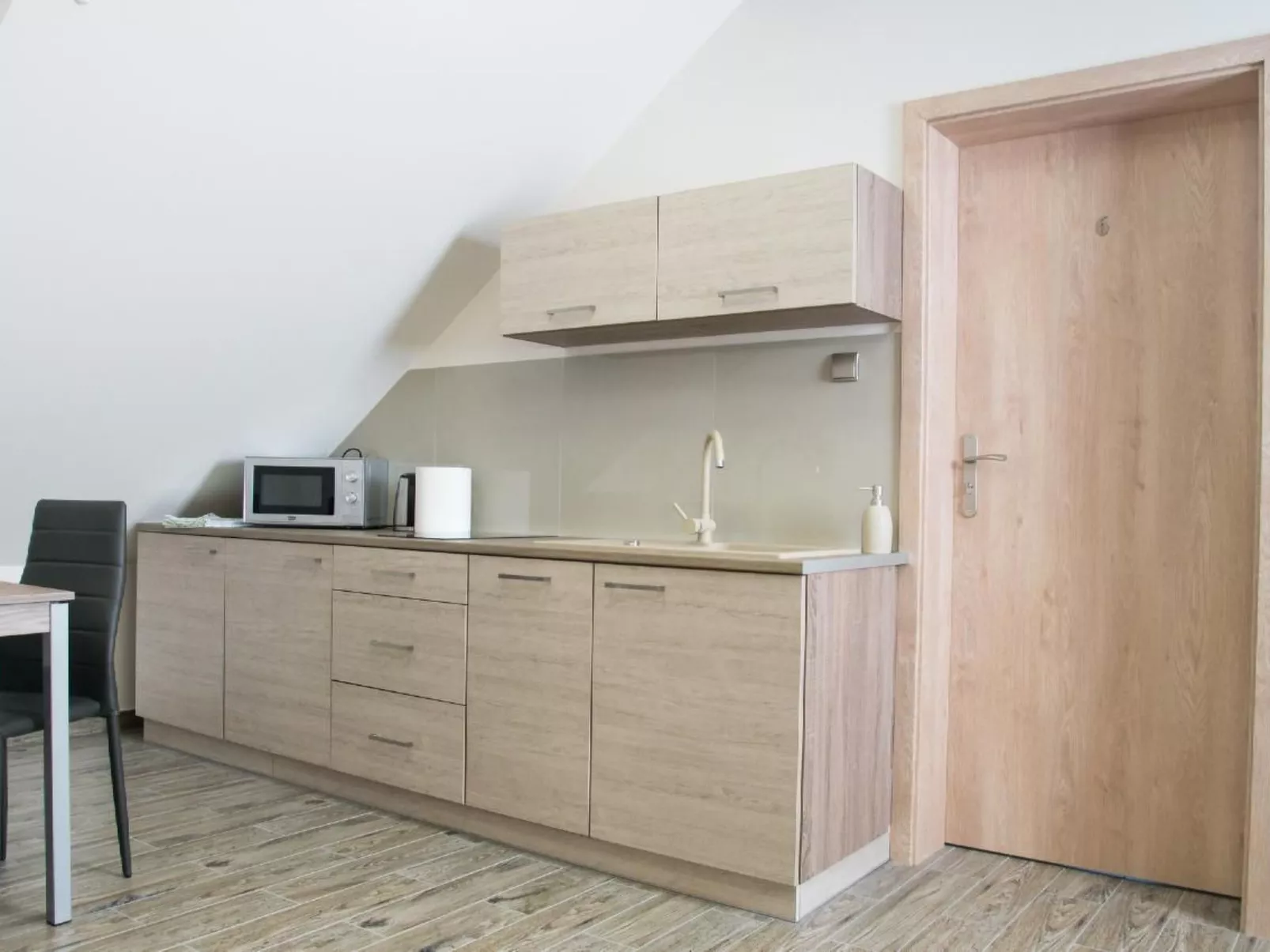 "Suite A" mit Blick auf das Wasser-Binnen