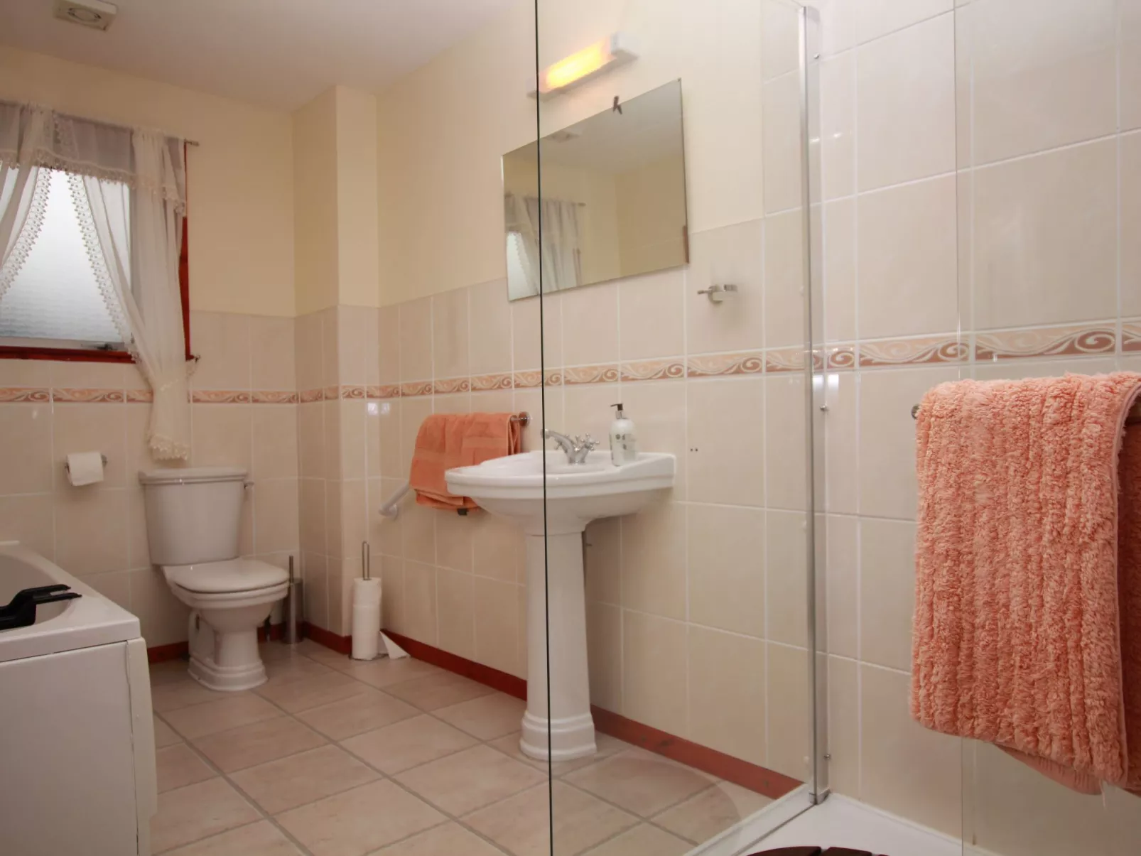 Rustikales Ferienhaus Shiantview-Binnen