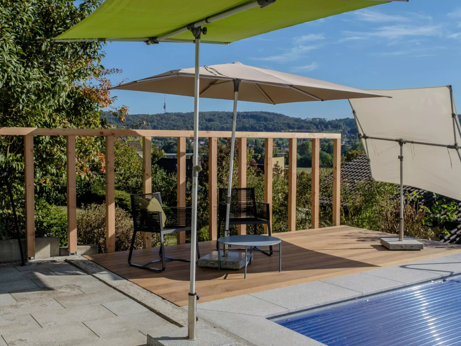 Panoramahaus & Pool-Binnen