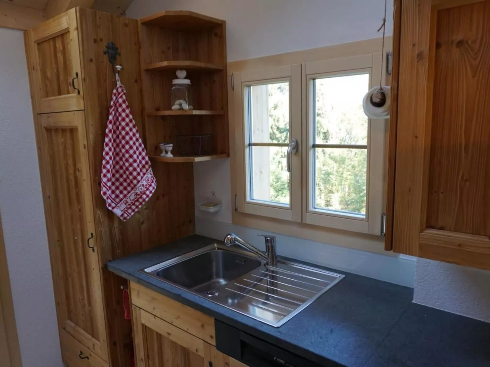 Wollhaus Oberzwirgi-Binnen