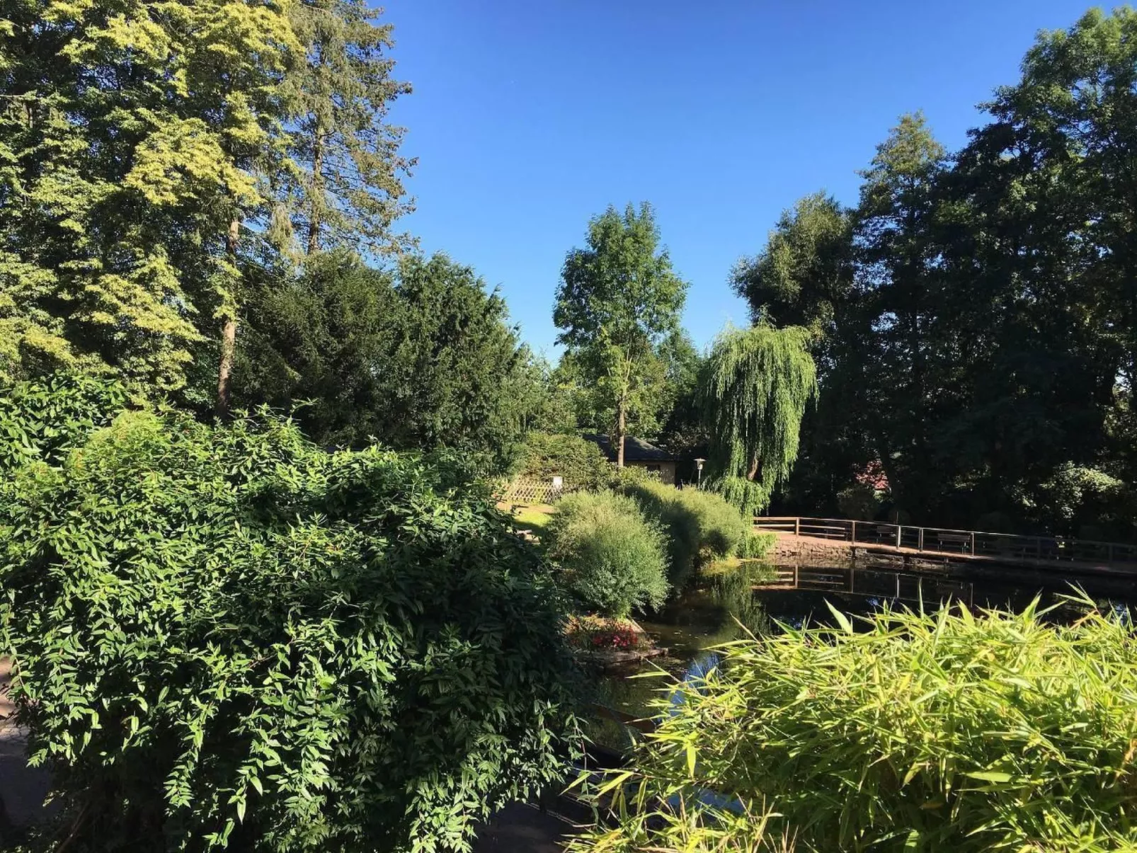 Am Weiher-Image-tags.info