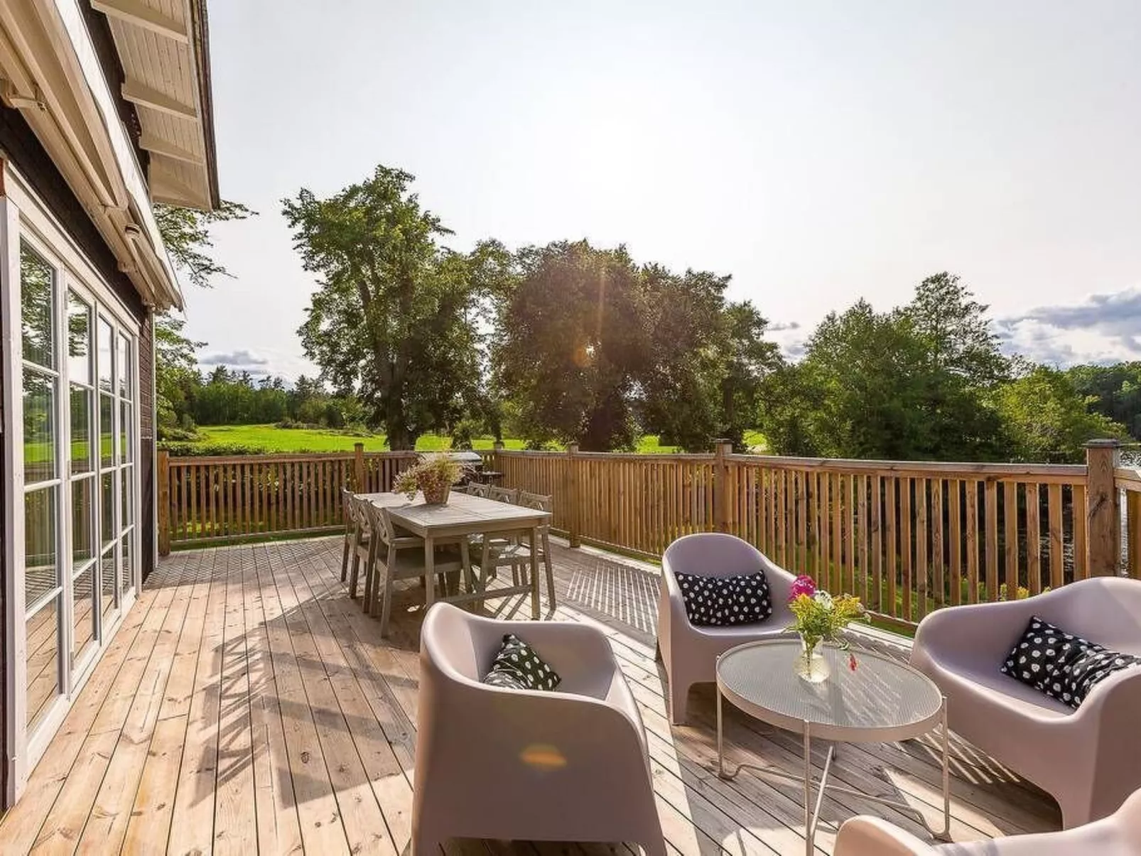 Hjorted am Seeufer-Buiten