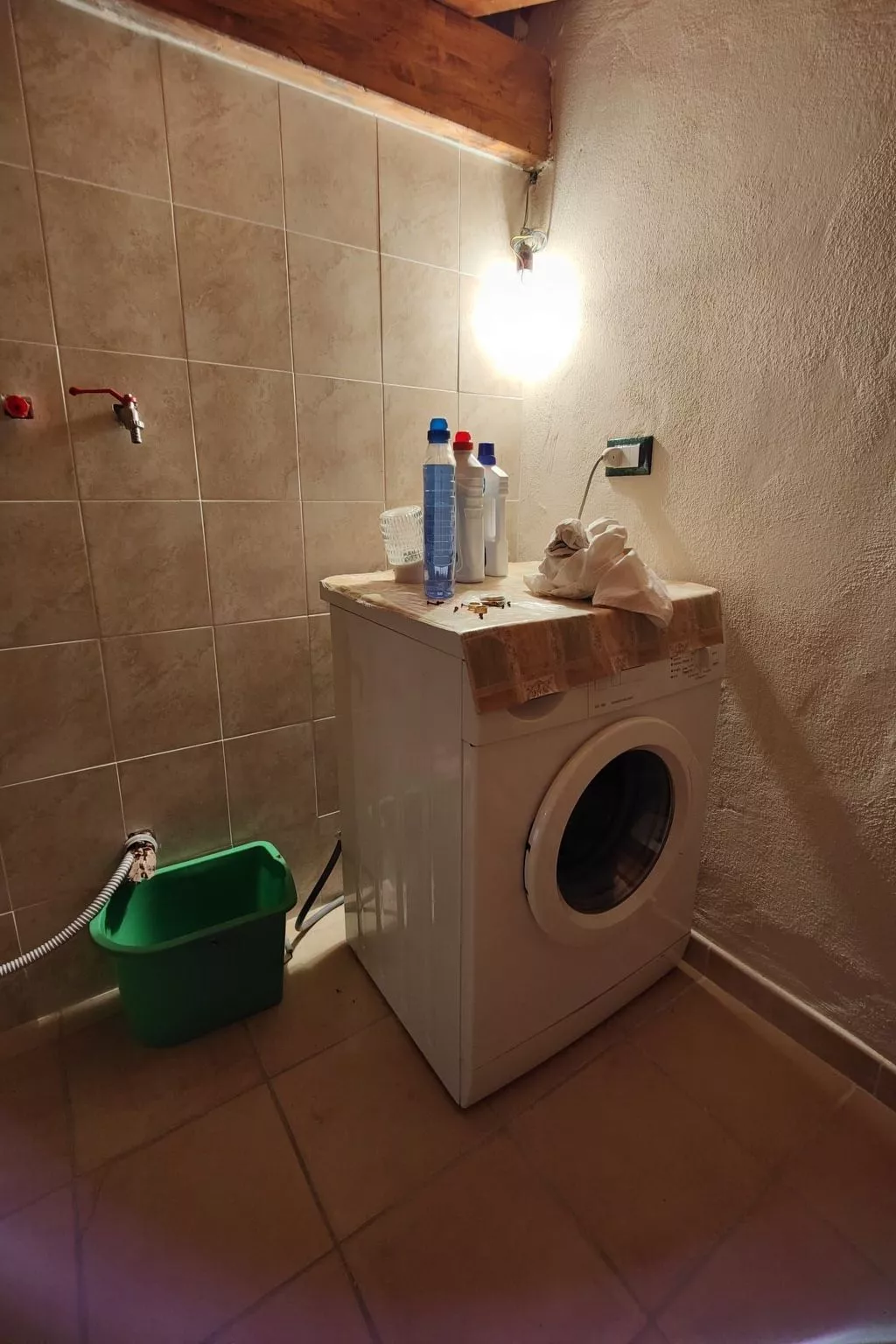 Mansardische Kommode-Binnen