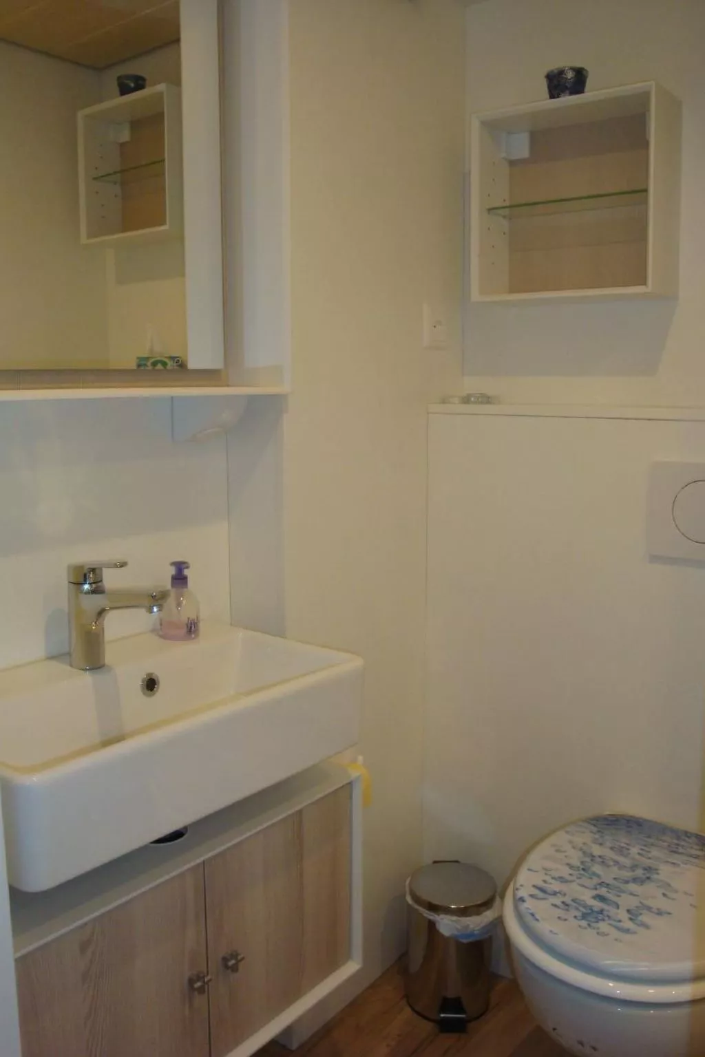 Hälmli-Image-tags.info