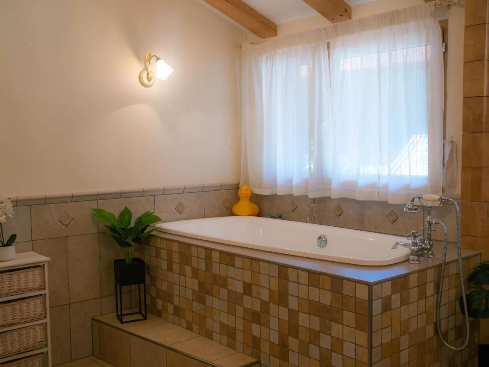 Luxuriöses Chalet - Walensee - Schwimmbad - Sauna-Binnen