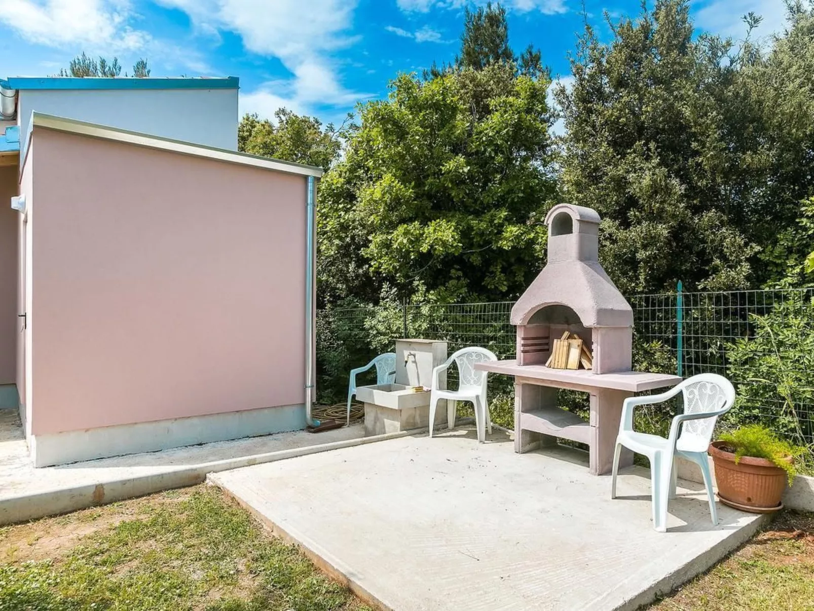 Für 4 Personen ca. 66 m&sup2; in Ližnjan, Istrien (Medulin und Umgebung)-Buiten