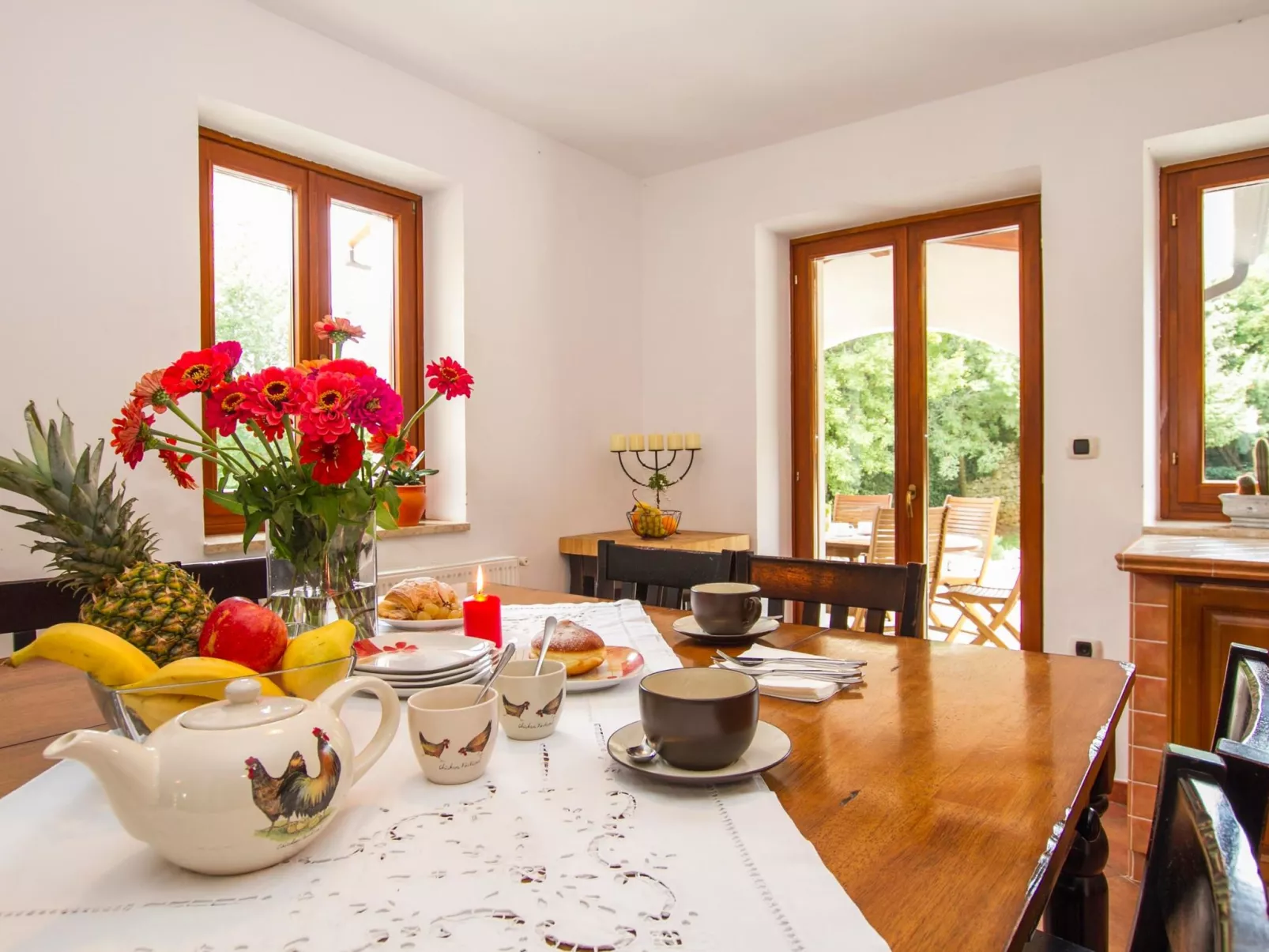 Villa Maggie mit Gemeinschaftspools-Binnen