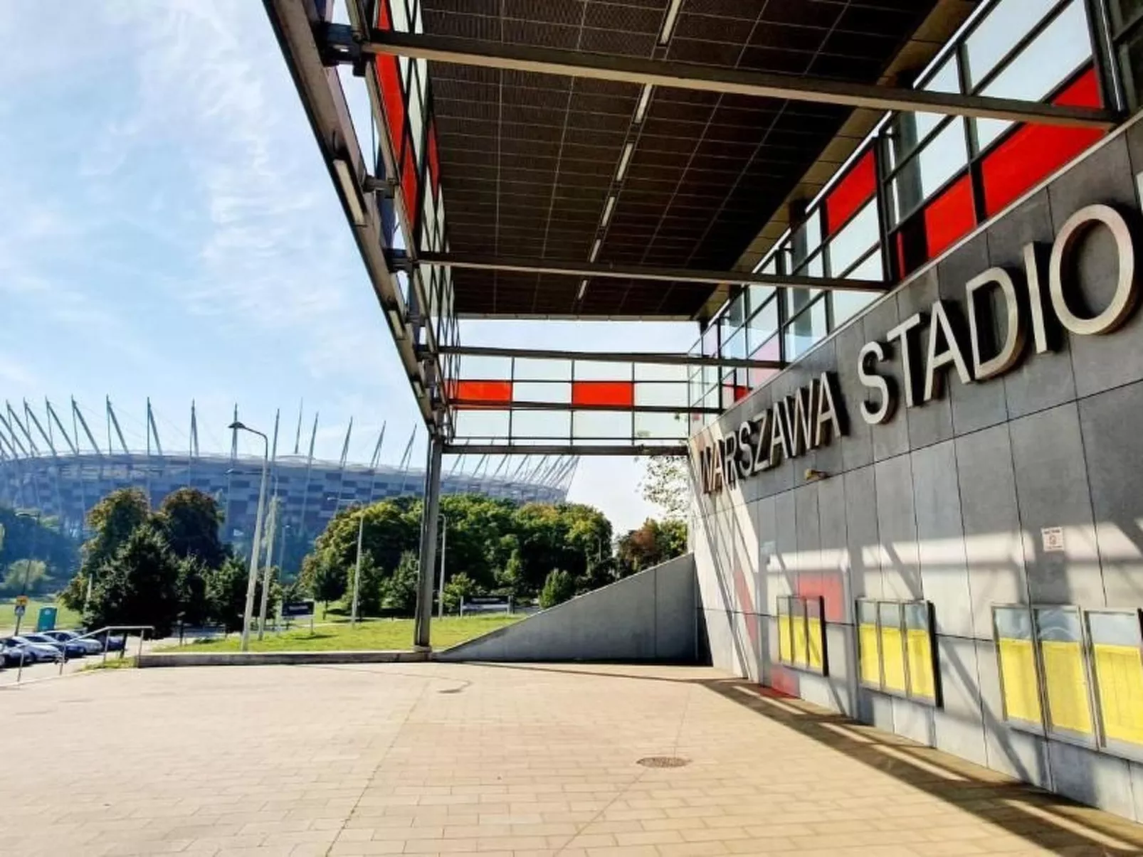 BESSERER PLATZ: Klassisches Warschau-Buiten