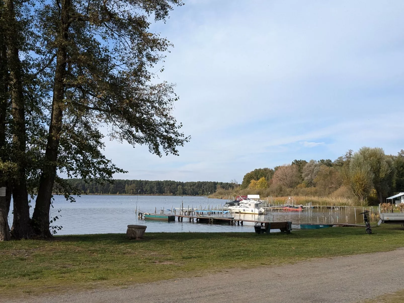 Mit Garten, Grill und Terrasse-Buiten