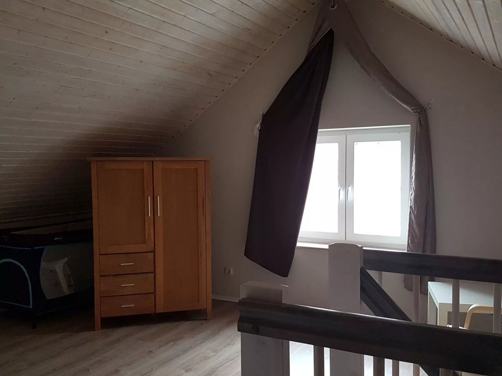 Gemütliches Schwedenhäuschen in guter Lage-Binnen