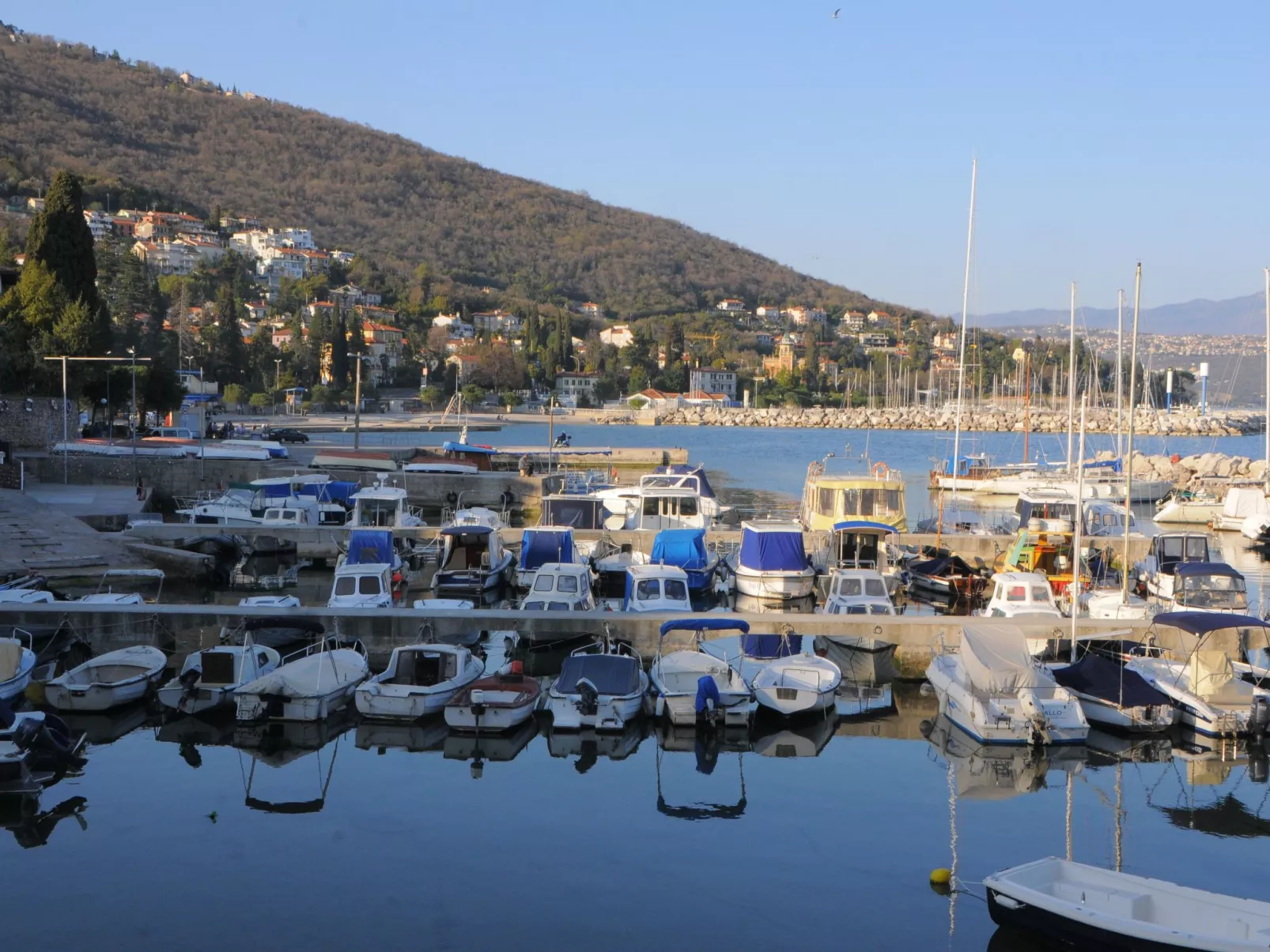 Apartment Kisic 3 mit herrlichem Meerblick-Buiten