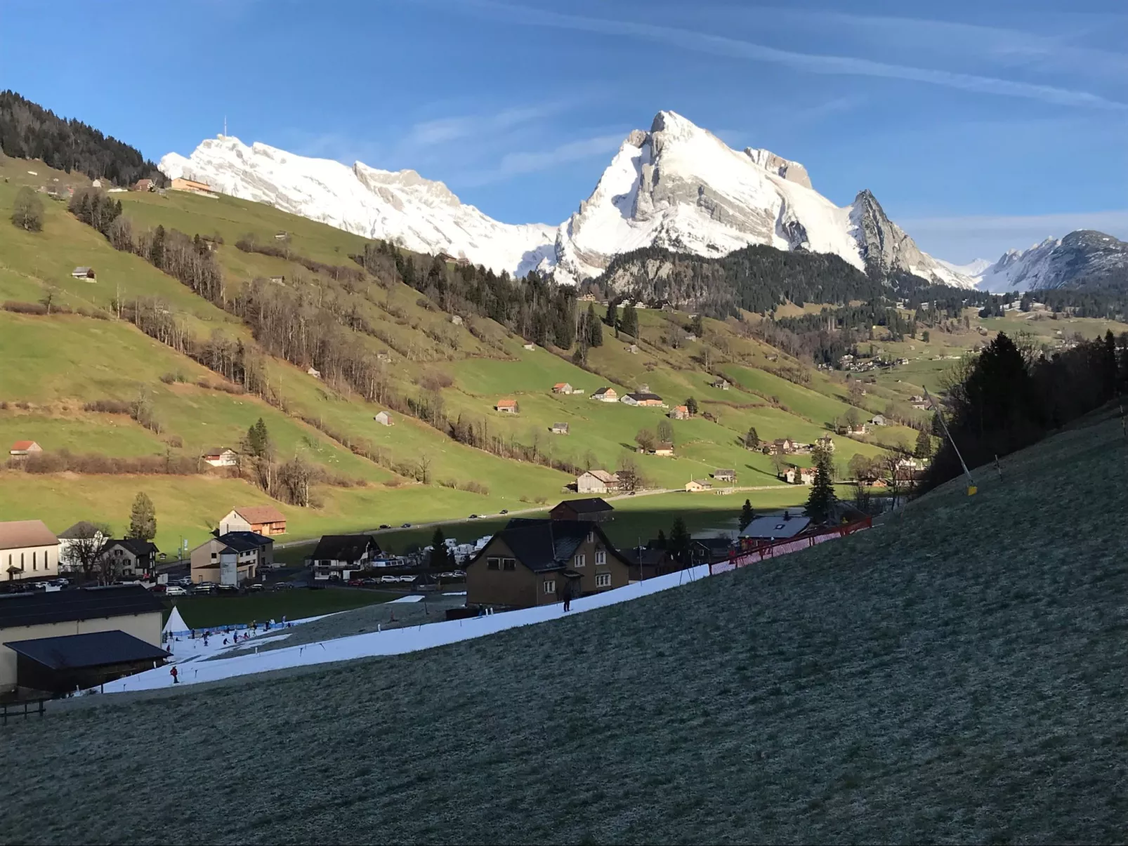 Ski- und Gruppenhaus-Binnen