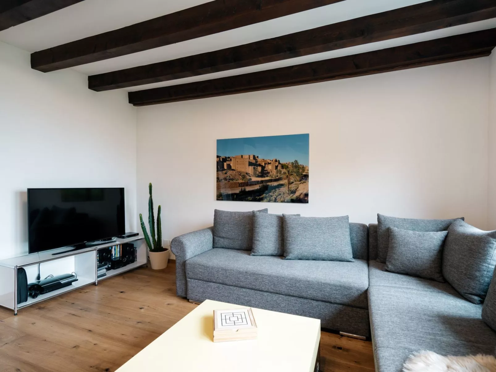 Apartment Ruestel-Image-tags.info