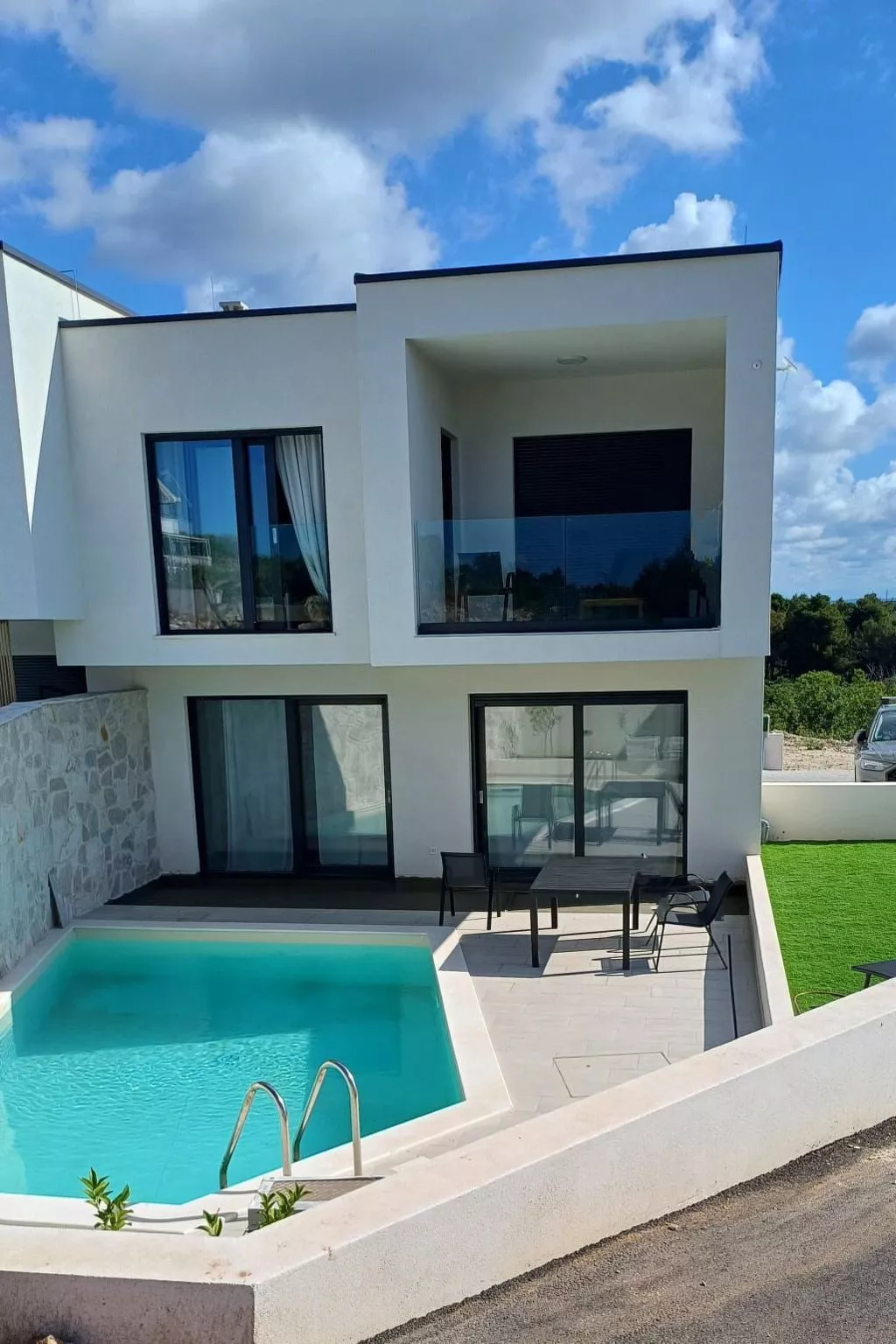 Villa Montini mit Pool und Meerblick-Buiten