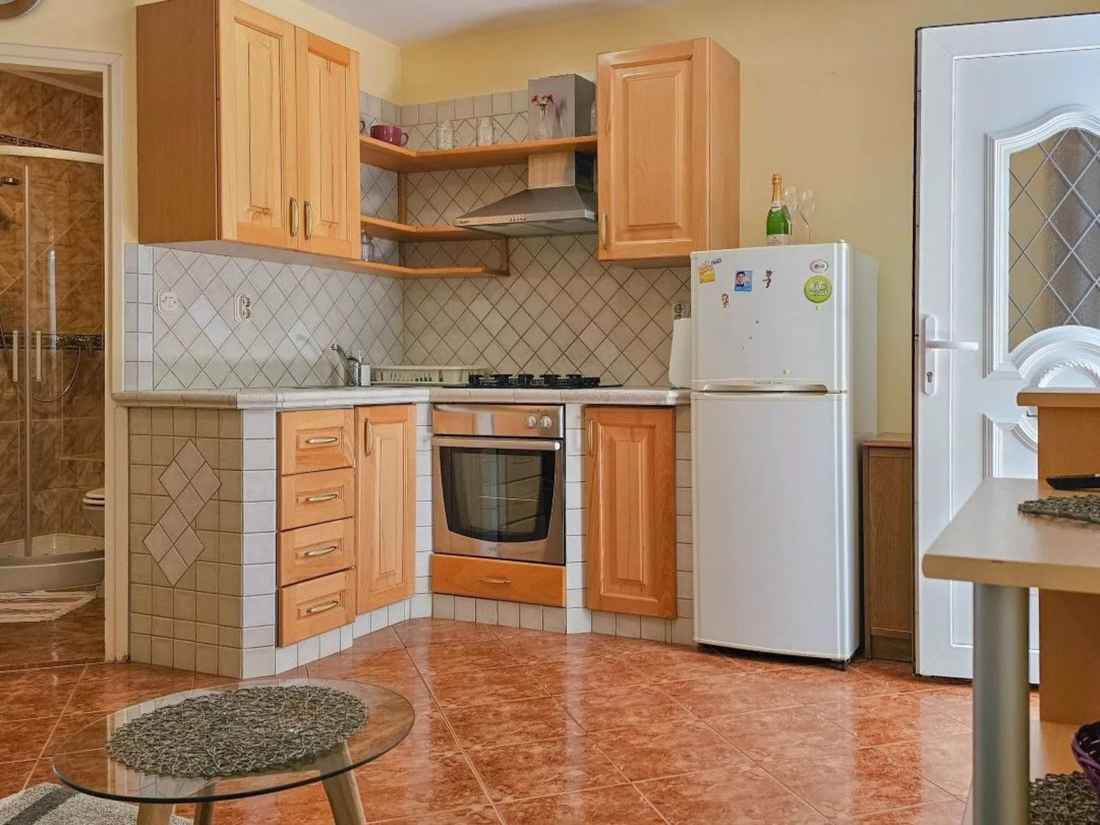 Wohnung "Domili" mit eigener Terrasse-Binnen