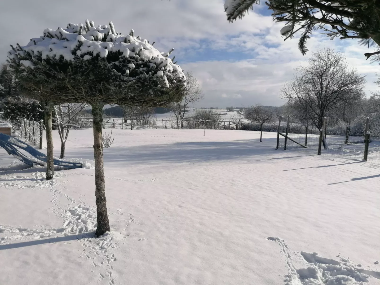 Appartement mit Terrasse-Binnen