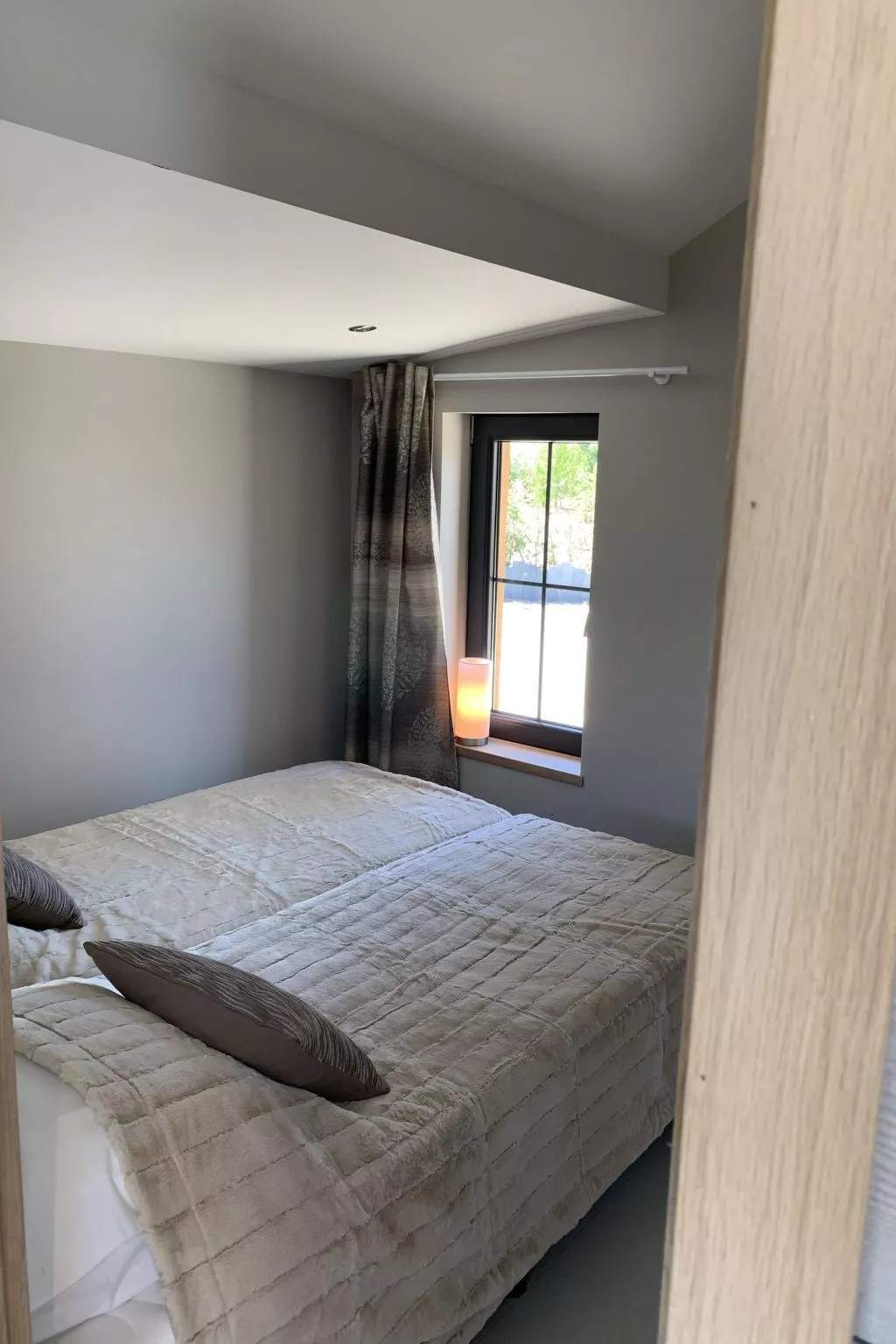 Landhaus mit Hallenbad-Binnen